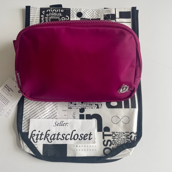 lululemon athletica Handbags - 🆕 wild berry - NWT lululemon everywhere belt bag EBB 1L